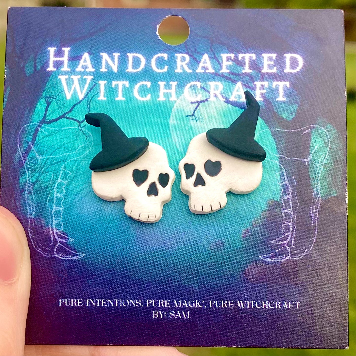 Spellbound Remains – Witch’s Hat Skull Stud Earrings