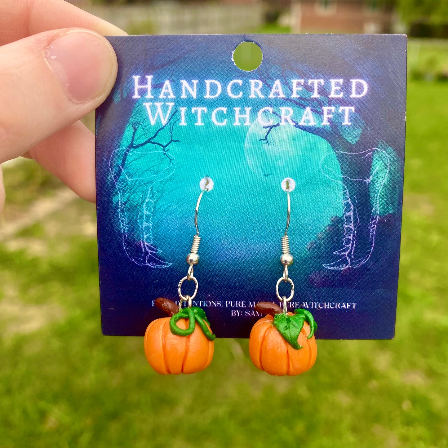 Harvest Charm – Hand-Sculpted Pumpkin Earrings