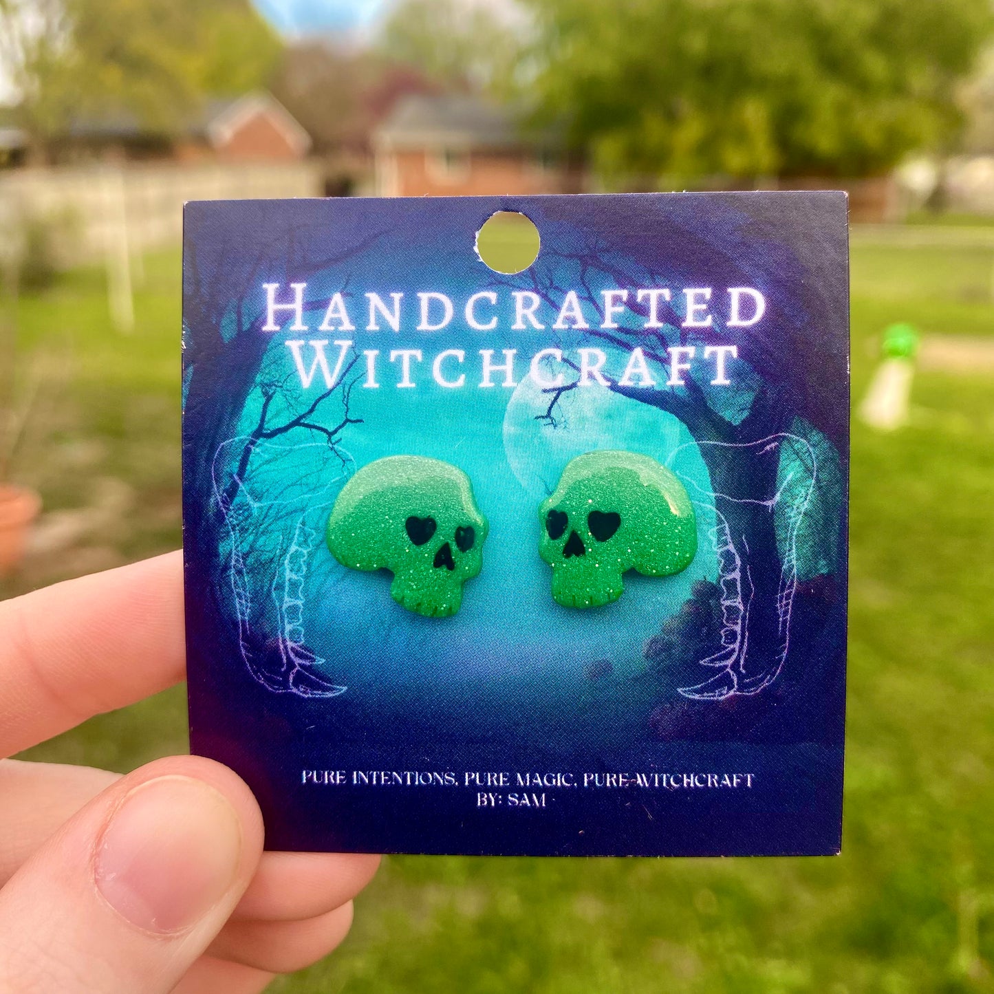 Shadowed Skull Studs – Silver to Dark Green