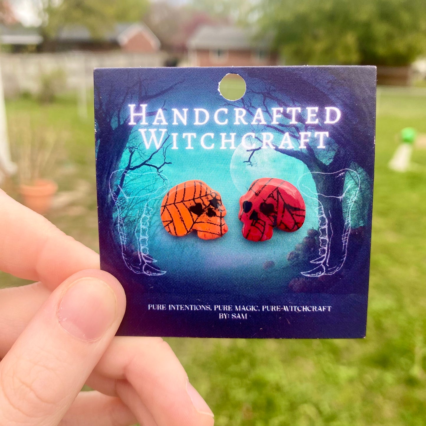 Infernal Web – Fiery Skull Studs