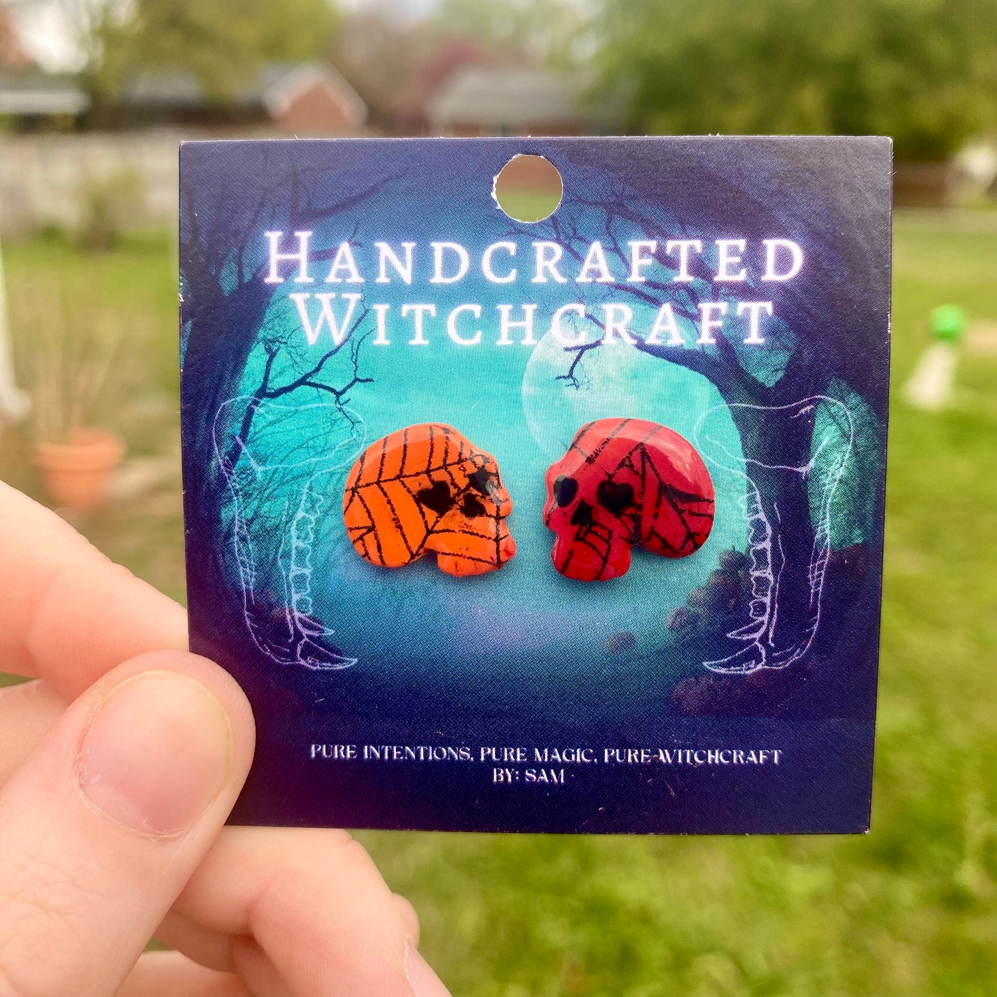 Infernal Web – Fiery Skull Studs